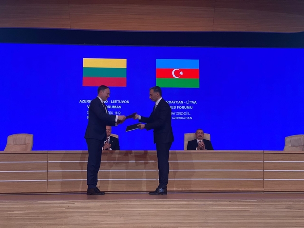 Lietuva ir Azerbaidžanas susitarė dėl tarptautinio vežimo keliais