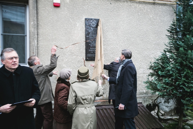 Atidengta memorialinė lenta Lietuvos karininkui J. Papečkiui