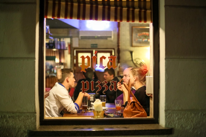 Kauno barų naktys – į kovą su slogiu oru