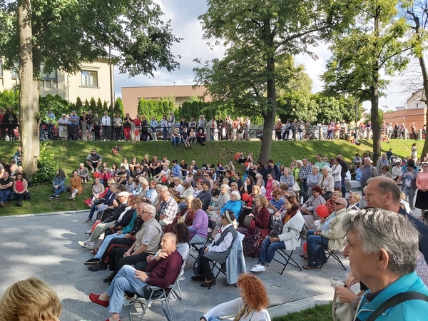 Nemokami koncertiniai piknikai ir vėl džiugina kauniečius: gyvai skambėjo džiazas