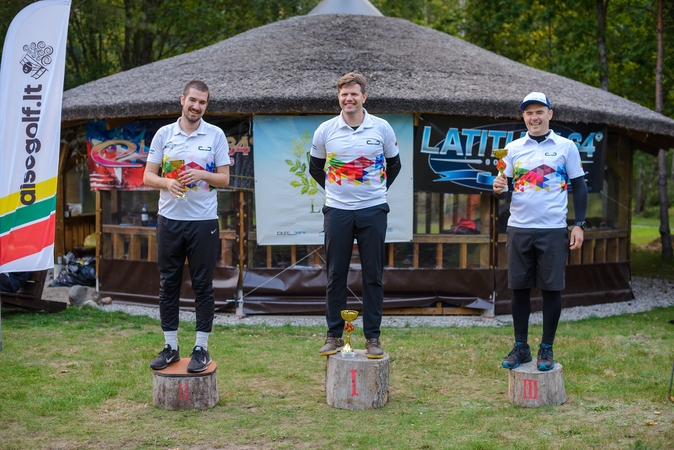 Lietuvos diskgolfo taurės finaliniame etape pergalę atnešė „erelis“