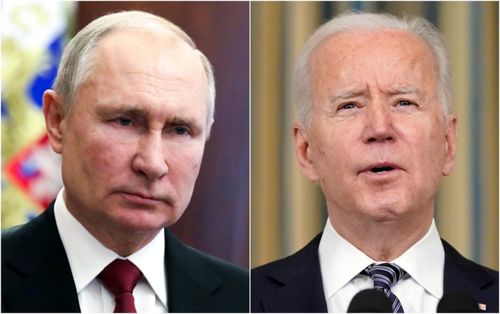 Vladimiras Putinas (kairėje), Joe Bidenas (dešinėje)