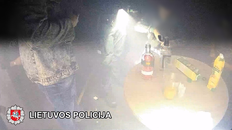 Pareigūnai krėtė Palangos naktinį klubą: du kartus čia pričiupti girti nepilnamečiai
