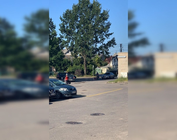 Nelaimė Aleksote: į ligoninę išvežta automobilio partrenkta pėsčioji