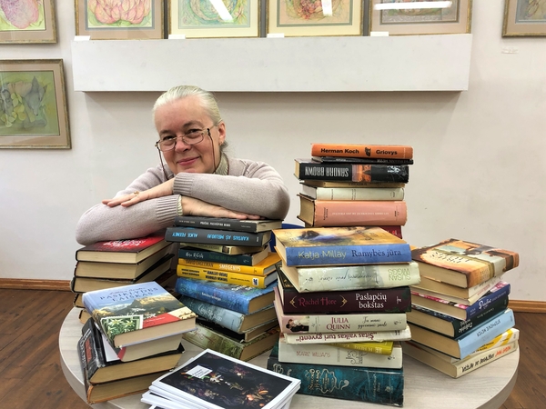 Biblioteka kai kuriems kauniečiams knygas vėl pristatys į namus