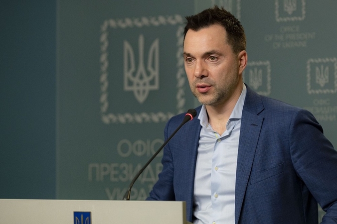 Visuomenei: charizmatiškasis O.Arestovyčius tapo pagrindiniu kasdienės karo kronikos analitiku.