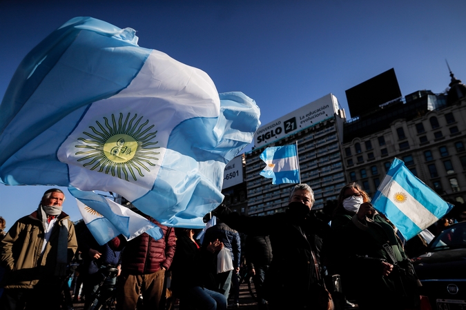 Argentina: Nepriklausomybės dieną šalyje vyko protesto akcijos prieš karantiną