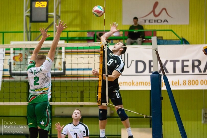 Pasveikę „RIO-Starto“ tinklininkai su trenksmu grįžo į Lietuvos čempionatą
