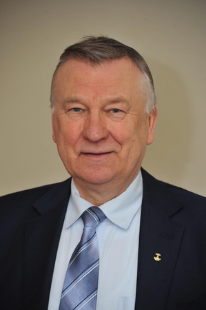 Rūmų prezidentas – Zigmantas Dargevičius
