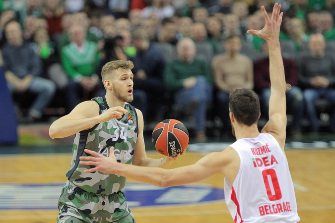 „Žalgiris“ pratęsė pralaimėjimų seriją: neatsilaikė prieš „Crvena Zvezda“ 