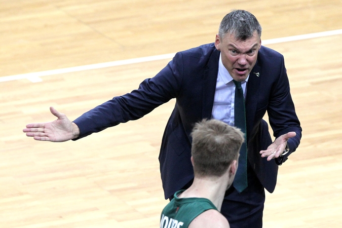 Iš Šaro lūpų – komplimentai gynėjų trio