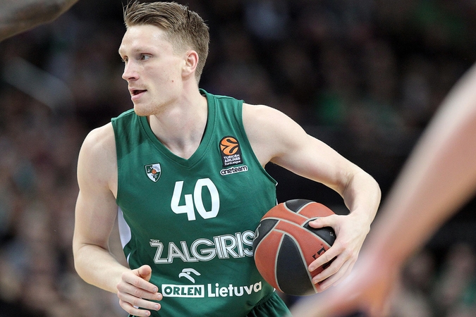 „Žalgirio“ krepšininkai po atkaklios kovos nusileido CSKA ekipai