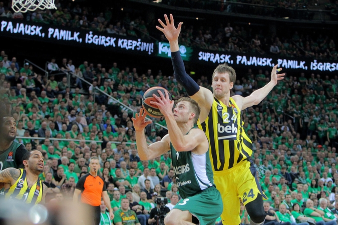 „Žalgiris“ nusileido „Fenerbahce“ komandai ir baigė pasirodymą Eurolygoje