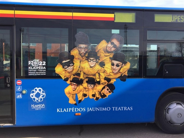Į Klaipėdos gatves išriedėjo „kultūringi“ autobusai