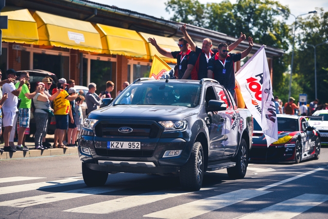 Palanga alsuoja „Aurum 1006 km lenktynių“ ritmu