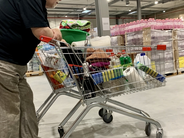 Premjerė: verslas savo iniciatyva galėtų žymėti Rusijoje prekiaujančių įmonių prekes