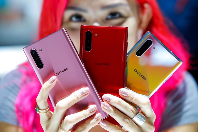 „Samsung“ nebegamins telefonų Kinijoje