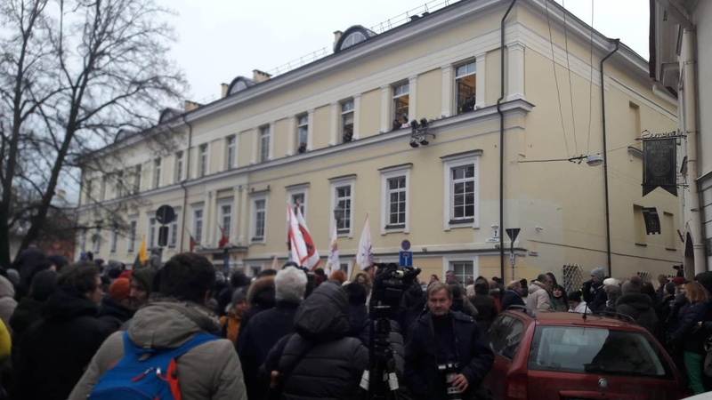Vilniuje – mitingas dėl mokytojų algų, socialiniuose tinkluose verda aistros