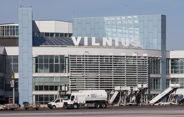 Vilniaus oro uoste baigta rekonstruoti centrinė aikštė