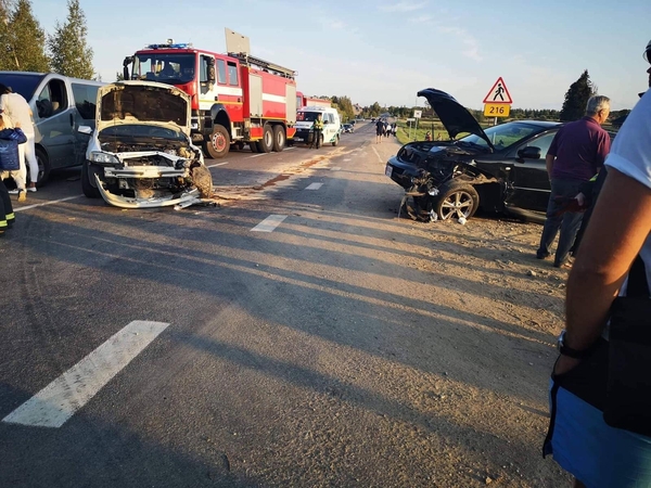 Gargžduose susidūrė keturi automobiliai
