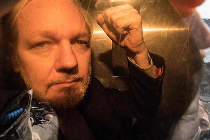 Britanijos teismas  „WikiLeaks“ įkūrėjui J. Assange'ui skyrė 50 savaičių įkalinimo