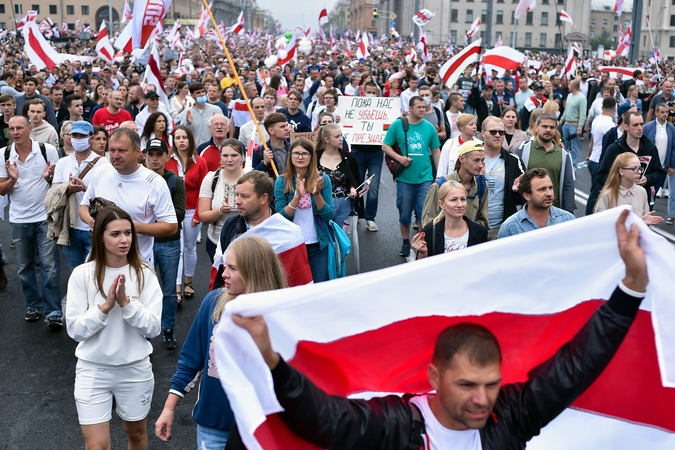 Protestuotojai Baltarusijoje reikalauja A. Lukašenkos atsistatydinimo