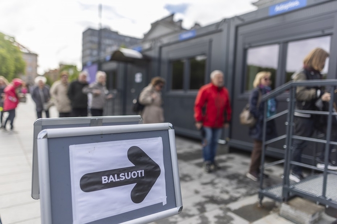 Lietuvoje baigiasi išankstinis balsavimas prezidento rinkimuose ir referendume