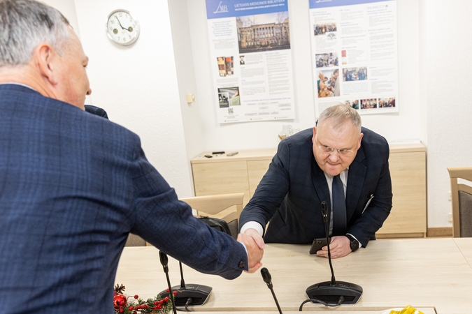Po T. Gailiaus liudijimo Seime – dėmesys buvusių prezidento rinkimų galimai juodajai kasai
