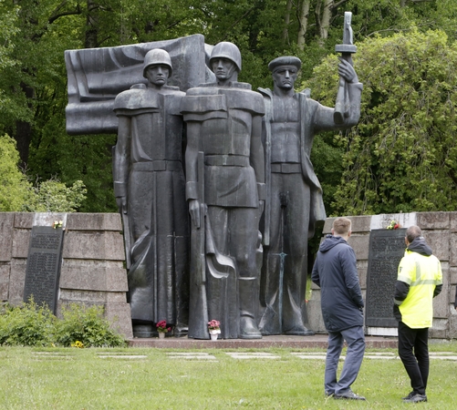 Beverčiai: ekspertai jau konstatavo, kad sovietinę ideologiją atspindintys paminklai neturi jokios vertės ir nebėra saugomi.