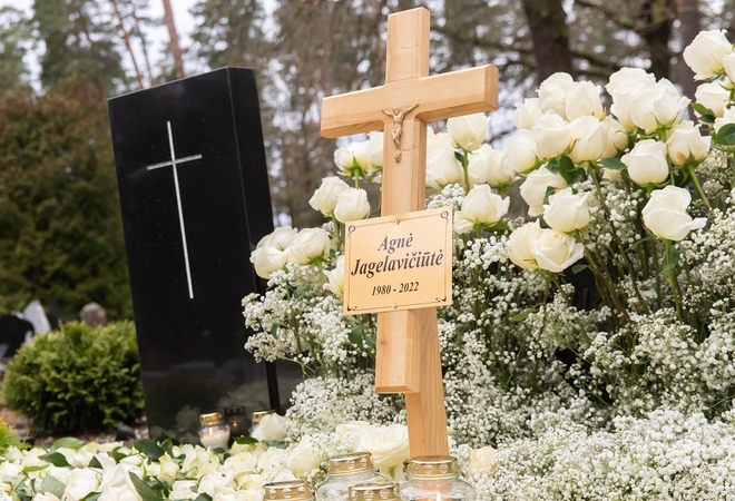 Karmėlavos kapinėse amžinojo poilsio atgulė A. Jagelavičiūtė