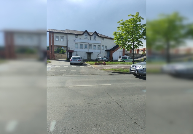 Avarija Pramonės prospekte: dviratės transporto priemonės vairuotojas išvežtas į Kauno klinikas