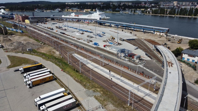 Investicijos: Svinouiscio uosto keleivių terminale statoma nauja intermodalinė dalis.