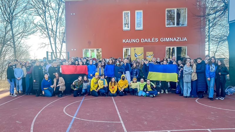 Kauno dailės gimnazija palaiko Ukrainą: kartu – ir mintimis, ir darbais