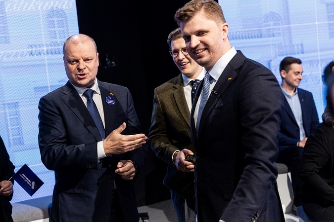 Saulius Skvernelis (kairėje), Giedrimas Jeglinskas (dešinėje)