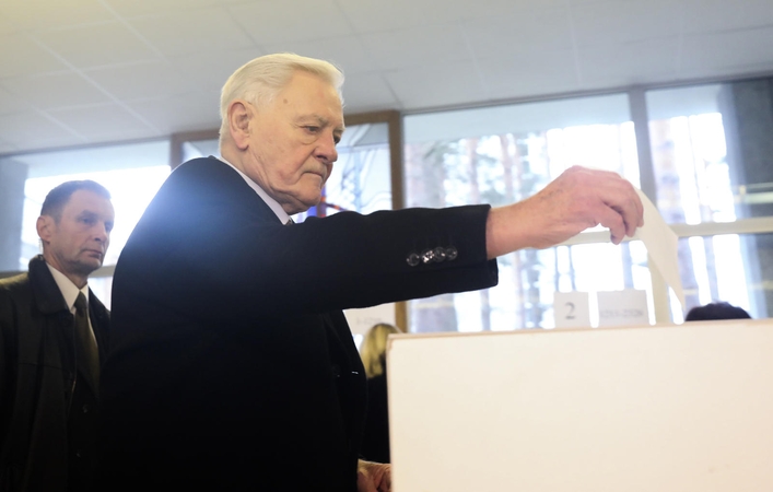 Valdas Adamkus