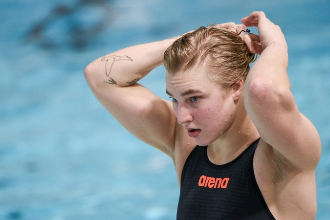 Startuoja svarbiausios Lietuvos plaukimo varžybos, tarp dalyvių – ir R. Meilutytė