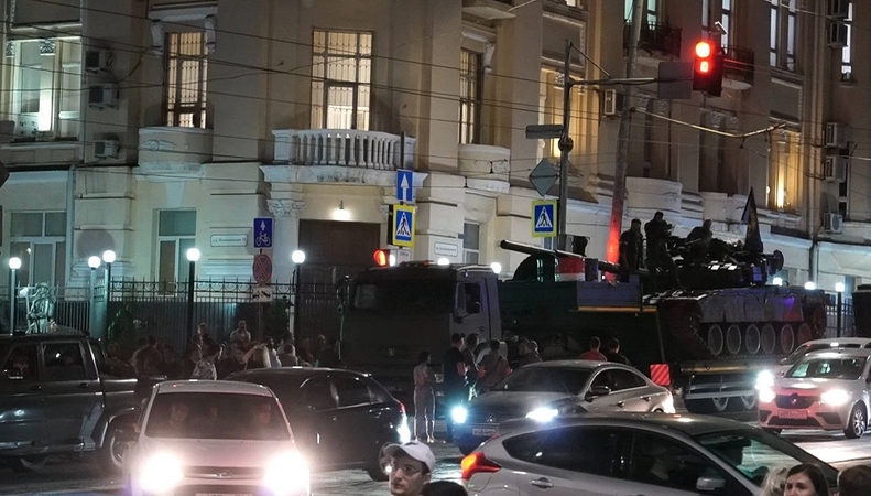 Ekspertai: chaosas Rusijoje – postūmis kontrpuolimą tęsiančiai Ukrainai