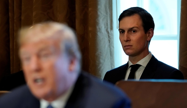 D. Trumpo žentas ir patarėjas neturi prieigos prie slapčiausios informacijos