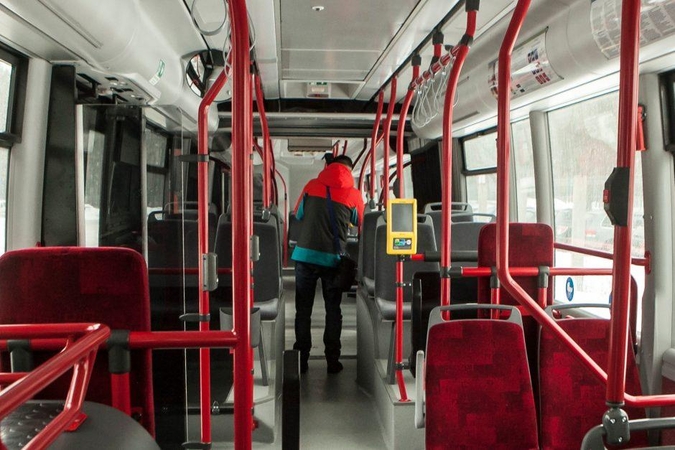 Incidentas Klaipėdoje: girtas vyras atsisakė išlipti iš autobuso, trenkė vairuotojui