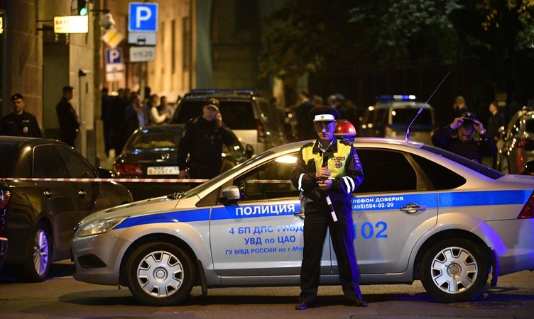 Maskvoje užsimušė iš daugiabučio iškritęs verslininkas
