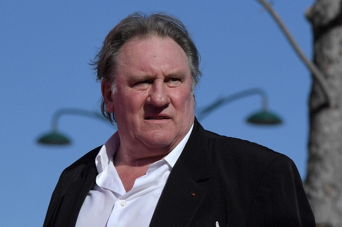 Prancūzų aktorius G. Depardieu šalia Minsko statysis namą