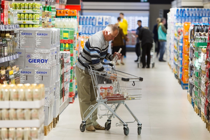 Vyriausybė sutinka didinti baudas už kenksmingus produktus (atnaujinta)