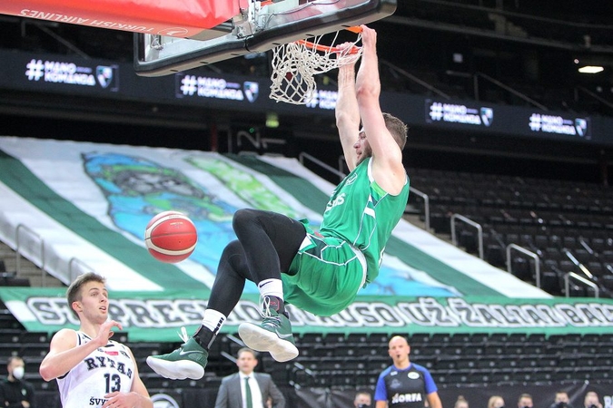 Nukraujavęs „Rytas“ patyrė nesėkmę prieš „Žalgirį“: pralaimėjo 47 taškų skirtumu