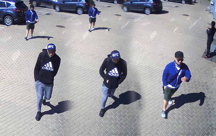 Klaipėdos pareigūnai prašo pagalbos atpažinti asmenis: pagrobė svetimą turtą