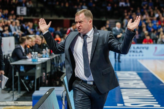Kovų įkarštyje „Neptūno“ treneris atsisakė feisbuko: tai sukelia nereikalingų emocijų