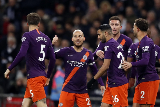 „Manchester City“ karaliauja Anglijoje – greitu įvarčiu palaužė „Tottenham“