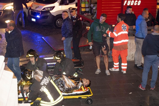 Romoje sugedus eskalatoriui sužeista daugiau kaip 20 žmonių