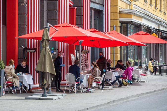 Griežtinami saugumo reikalavimai parduotuvėse, kavinėse, viešajame transporte