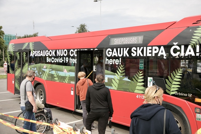 Pasiskiepijusių Vilniuje skaičiai auga: antram skiepui jau galima rinktis skirtingą vakciną