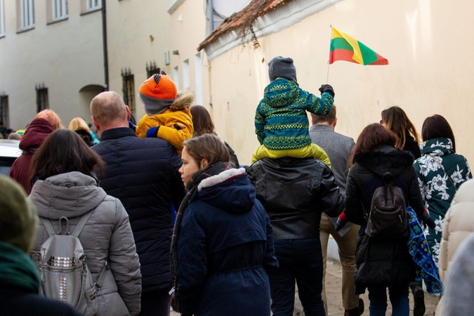 Vartotojų pasitikėjimo rodiklis balandį smuko žemyn